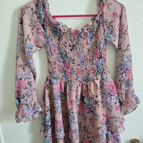 Floral Print Off-the-Shoulder Ruched Tiered Hem Dress|SHEIN - Picture 6 of 7